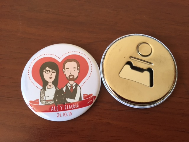 Chapitas corazon personalizadas como recuerdo de matrimonio en Chile