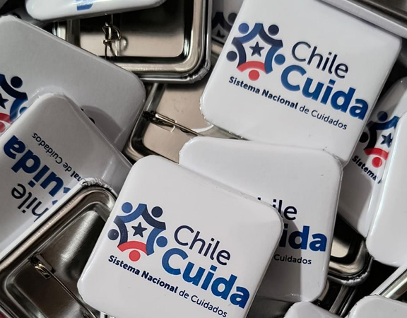 chapitas cuadradas para Chile Cuida