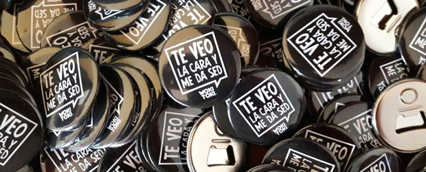 Chapas iman destapador woki toki chapitas imantadas destapador con letras blancas sobre fondo negro